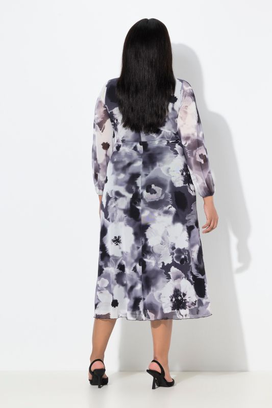 Рокля с мрежа и флорален принт