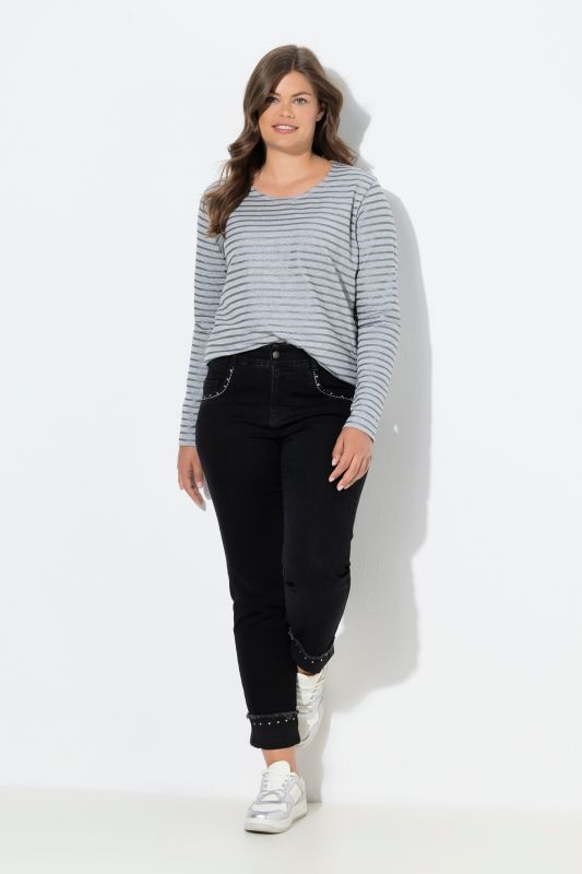 Дънки с тясна кройка