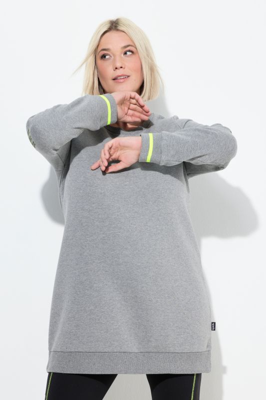 Суитчър с контрастни акценти