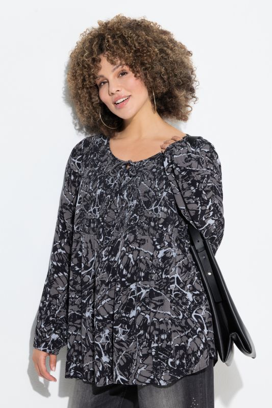 Блуза с принт на пеперуди