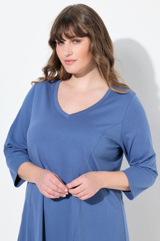 Тениска с асиметричен подгъв