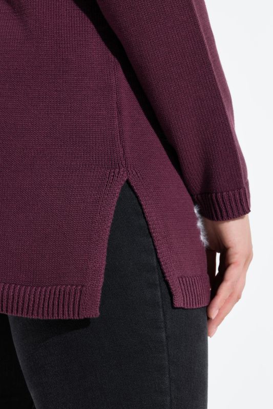 Пуловер с коледни мотиви