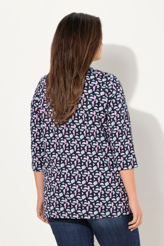 Тениска с геометричен принт