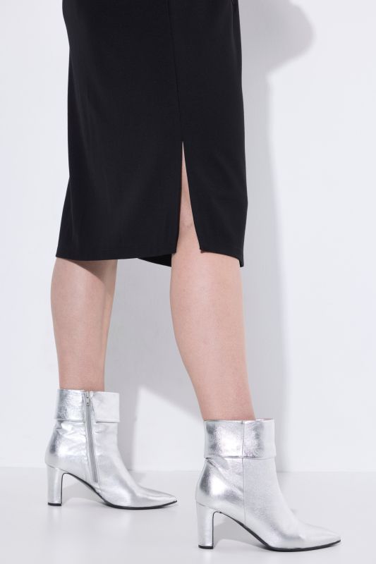 Рокля с поло яка