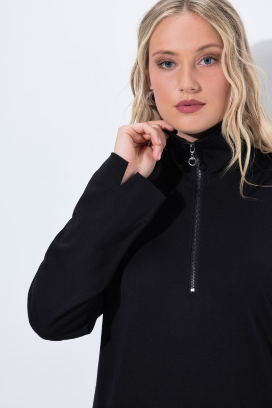 Рокля с поло яка