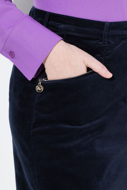 Velvet Stretch Fit Mony Skirt