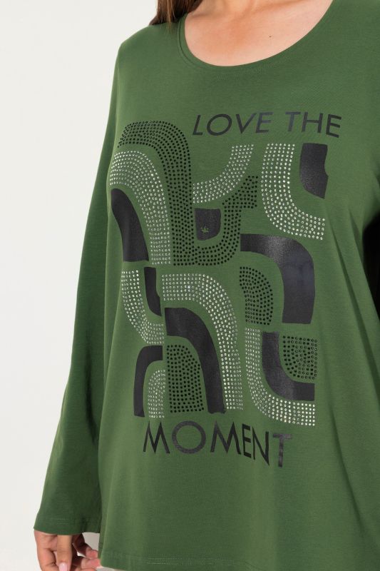 Geometric LOVE THE MOMENT Graphic Tee
