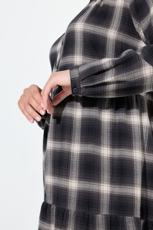 Рокля с карета