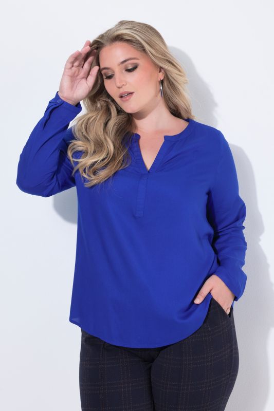 Блуза с V - образно деколте