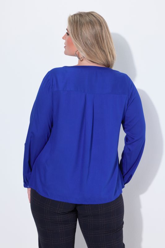 Блуза с V - образно деколте