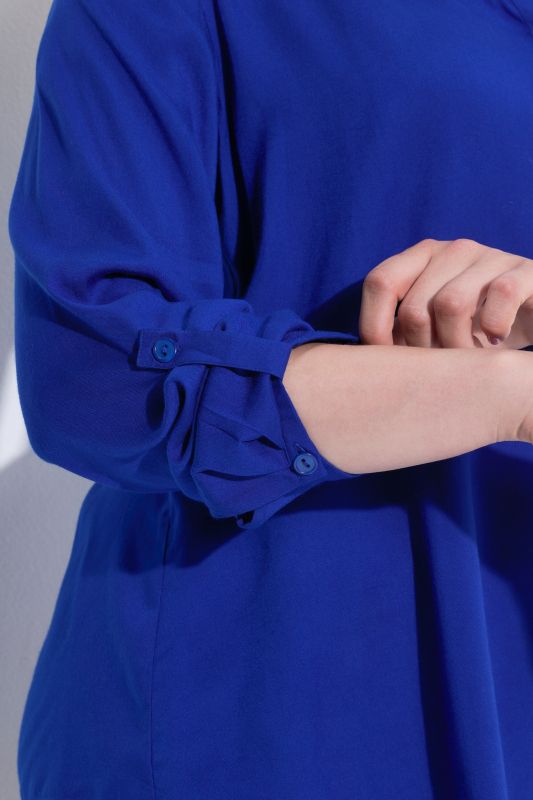 Блуза с V - образно деколте