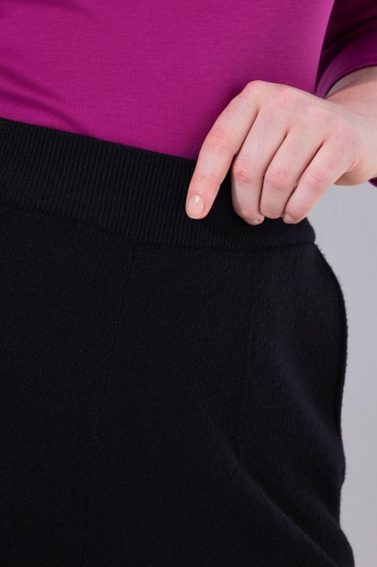 Панталон с права кройка