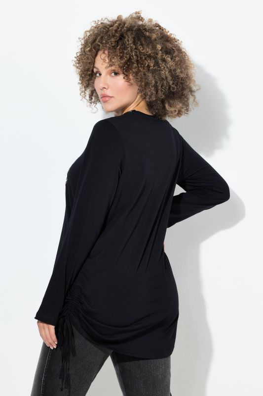 Тениска с надписи и пайети