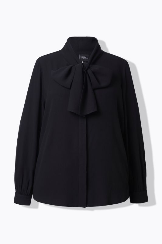 Блуза с панделка