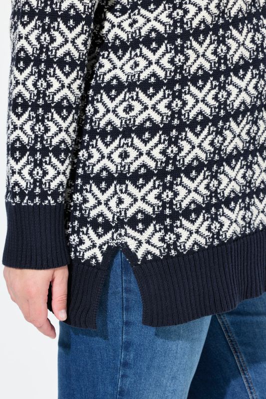 Пуловер с геометрични снежинки