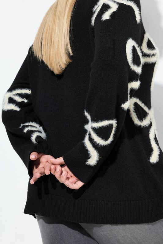 Пуловер с бляскава панделка