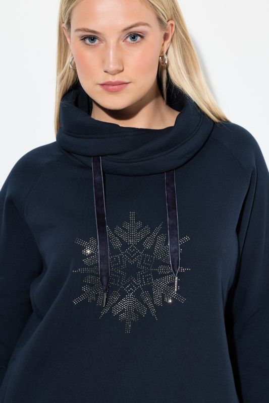 Суитчър с бляскави снежинки