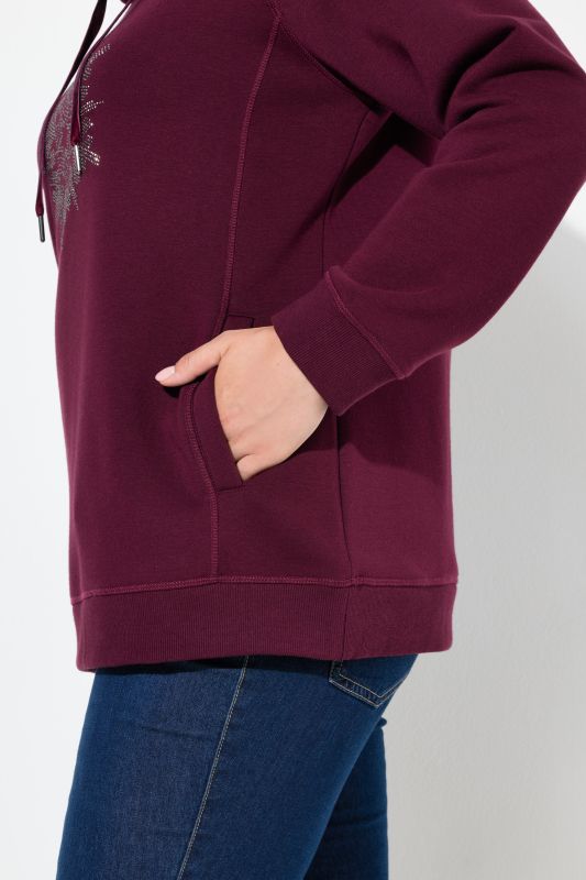 Суитчър с бляскави снежинки