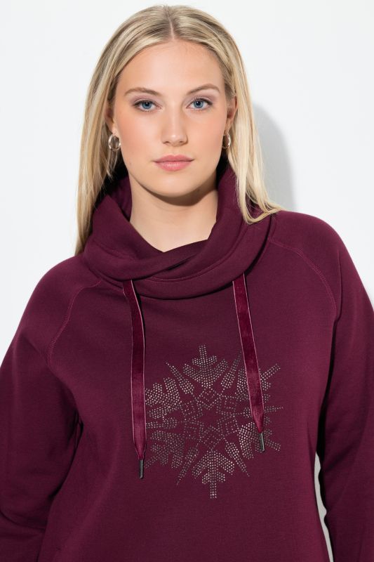 Суитчър с бляскави снежинки