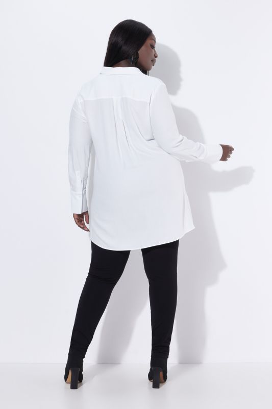 Риза с графични мотиви