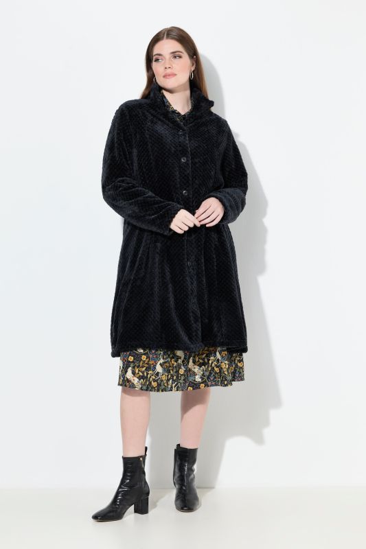 Яке от мека, плюшена материя