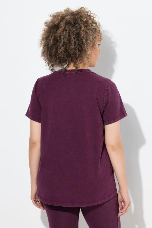 Тениска с винтидж визия