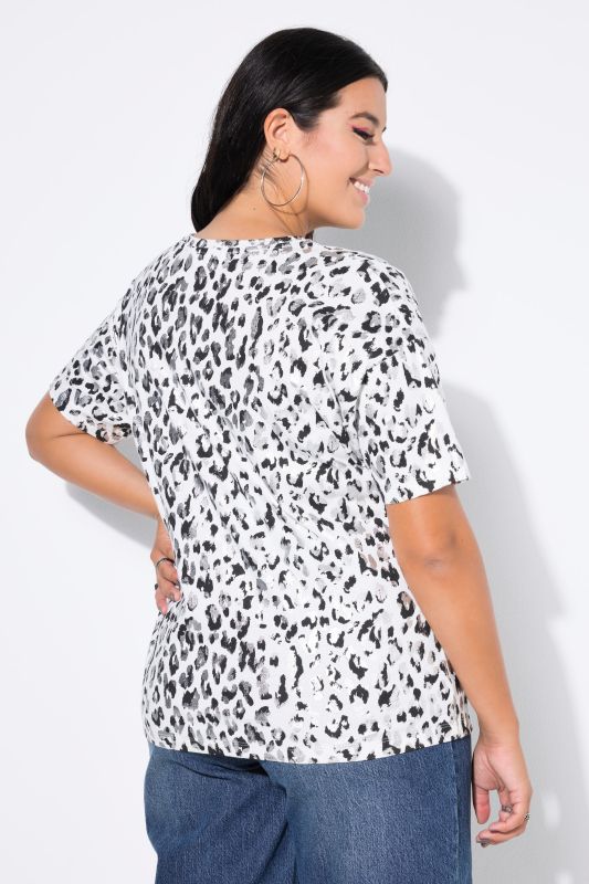 Тениска с леопардов принт