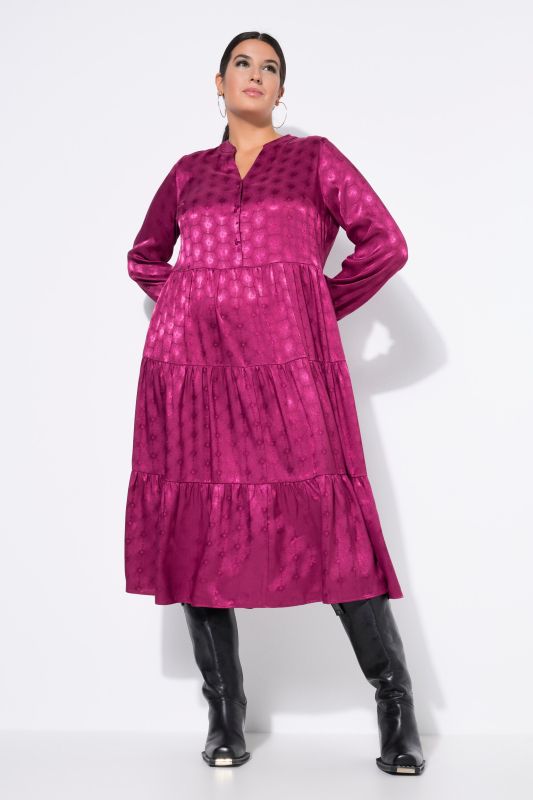 Рокля с модерен принт