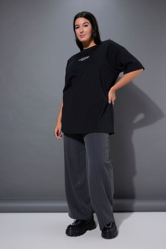 Тениска с графичен акцент