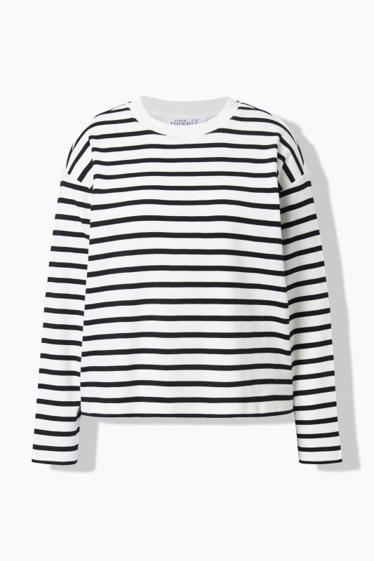 Суитчър с райета