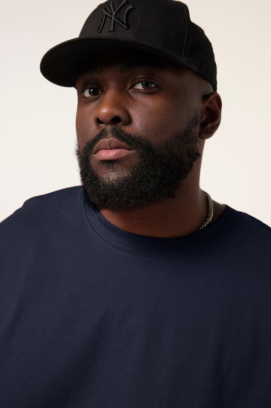 Тениска STHUGE разкроена