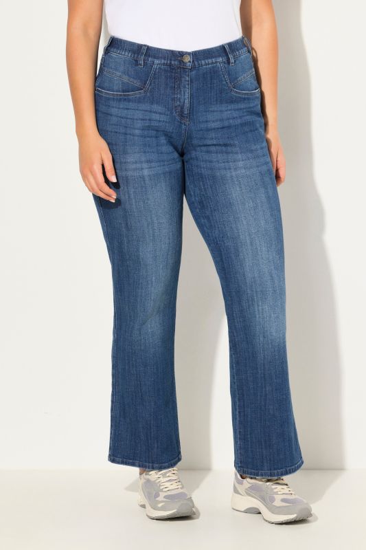 Bootcut Stretch Fit Jeans