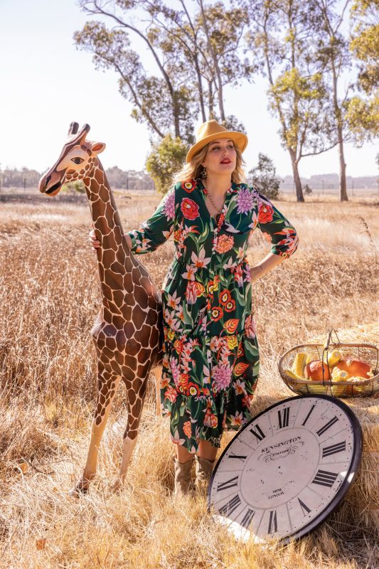 Пуловер с тройер яка