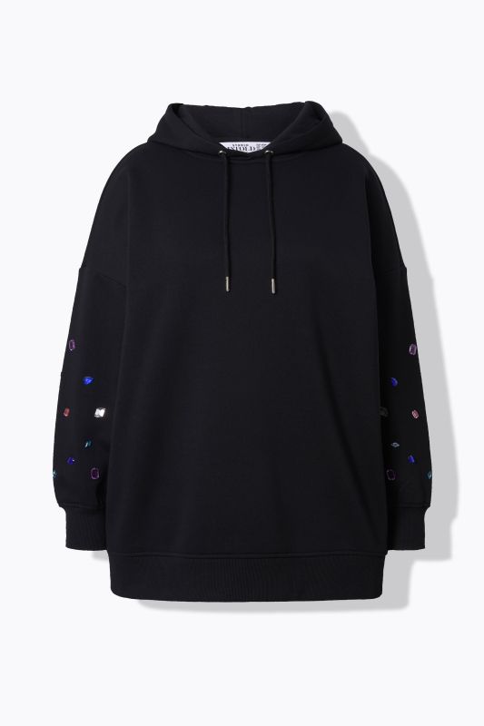 Суитчър с цветни камъчета