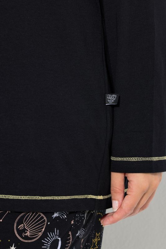 Пижама с нощен принт