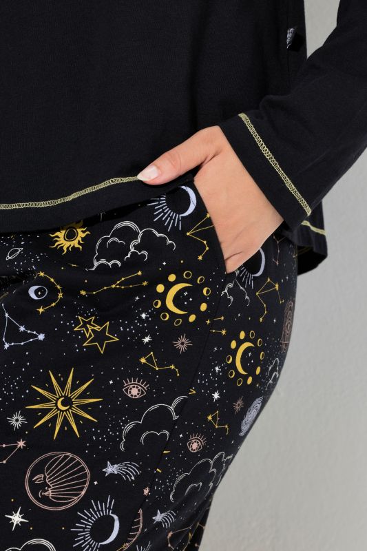 Пижама с нощен принт