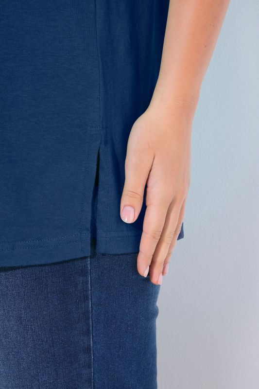 Basic Round Neck Short Sleeve Relaxed Fit  Tee