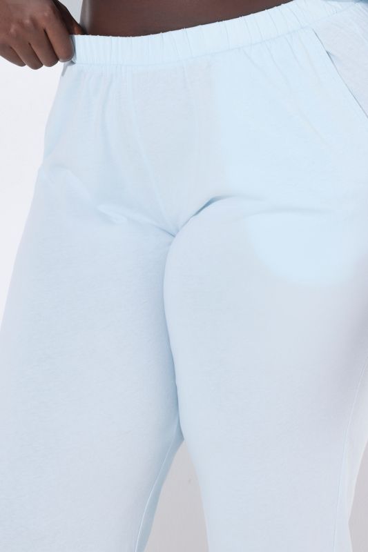 Пижама с бродирани акценти