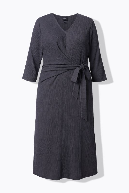 Рокля с визия тип прегърни ме