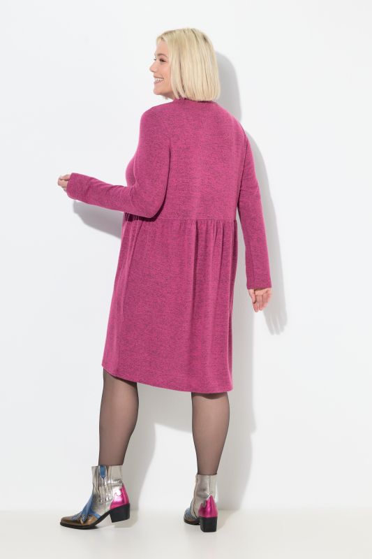 Рокля плетена с яка