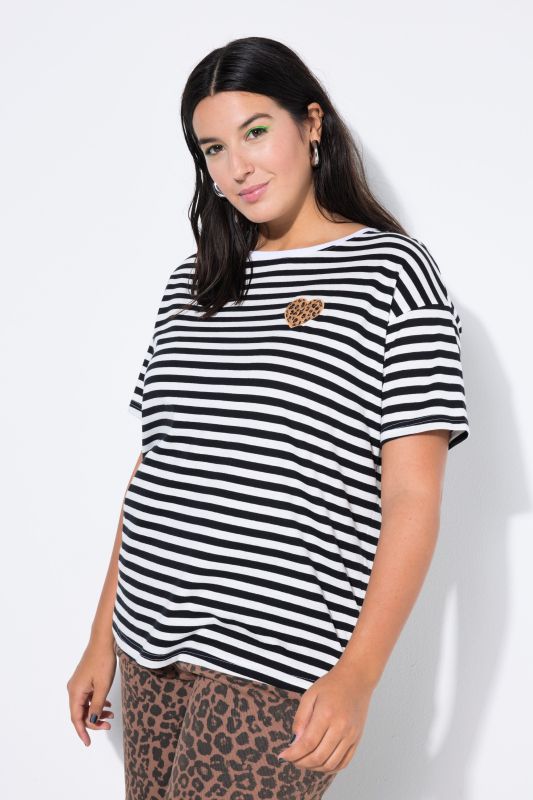 Тениска с райета и принт на сърце