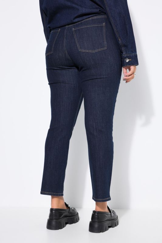 Дънки тип Mom с камъчета