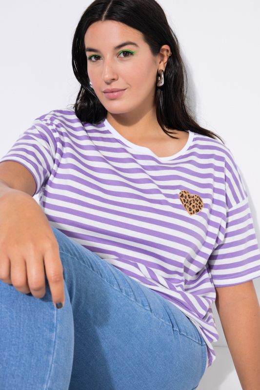 Тениска с райета и принт на сърце