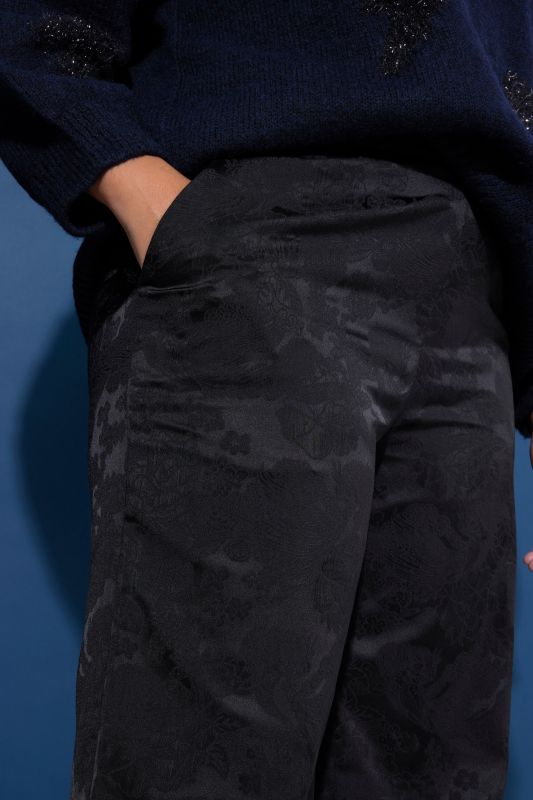 Панталон с флорален десен