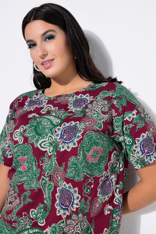 Тениска с пейзли принт