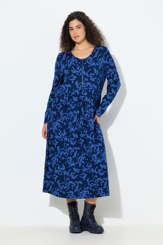 Рокля с принт на надписи