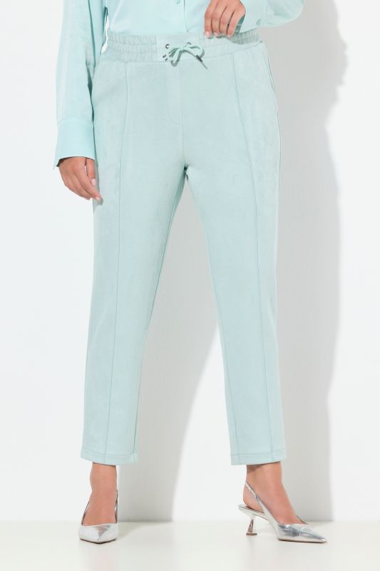 Панталон с велурена визия