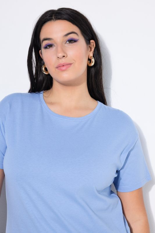 Round Neck Short Sleeve Relaxed Fit Cotton Tee