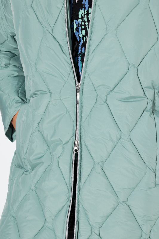 HYPRAR Quilted Water Repellent Jacket