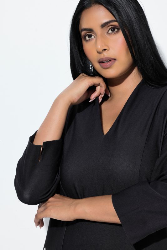 Рокля с принт на лилии